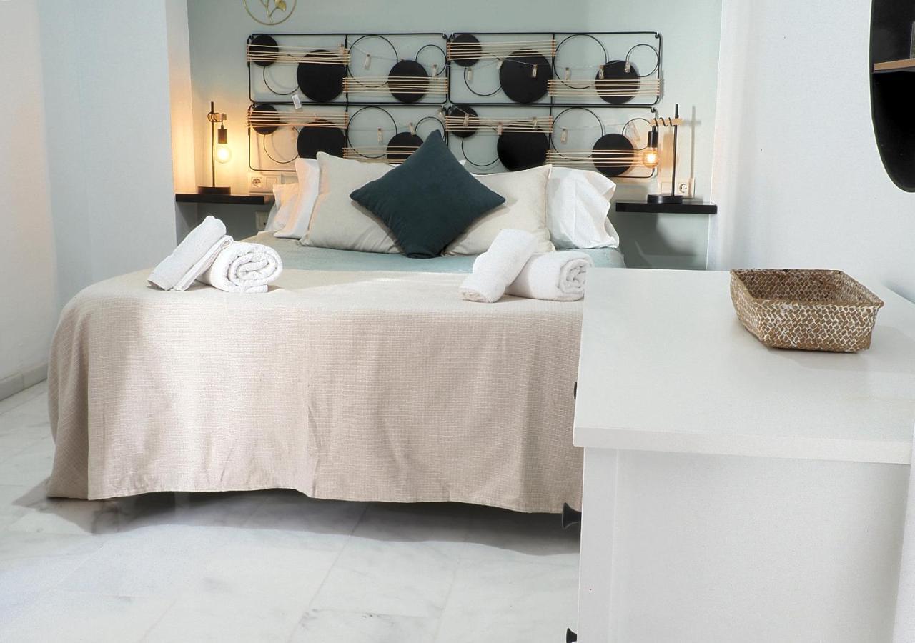Sunny Holiday Apartment In The Historic Centre- Private Parking Córdoba Exterior foto
