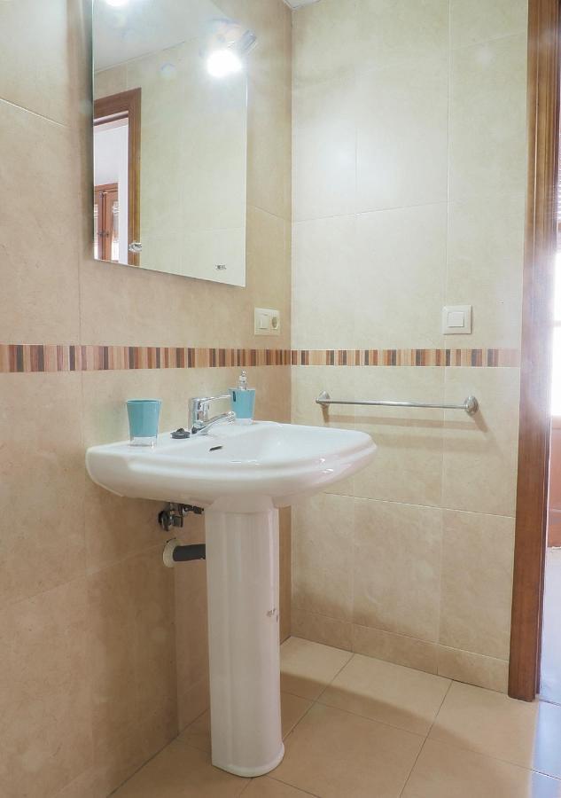 Sunny Holiday Apartment In The Historic Centre- Private Parking Córdoba Exterior foto