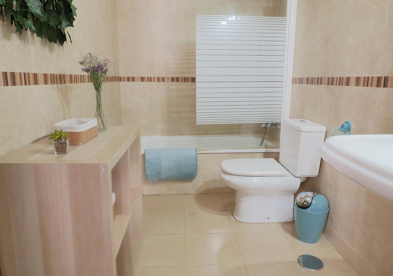 Sunny Holiday Apartment In The Historic Centre- Private Parking Córdoba Exterior foto