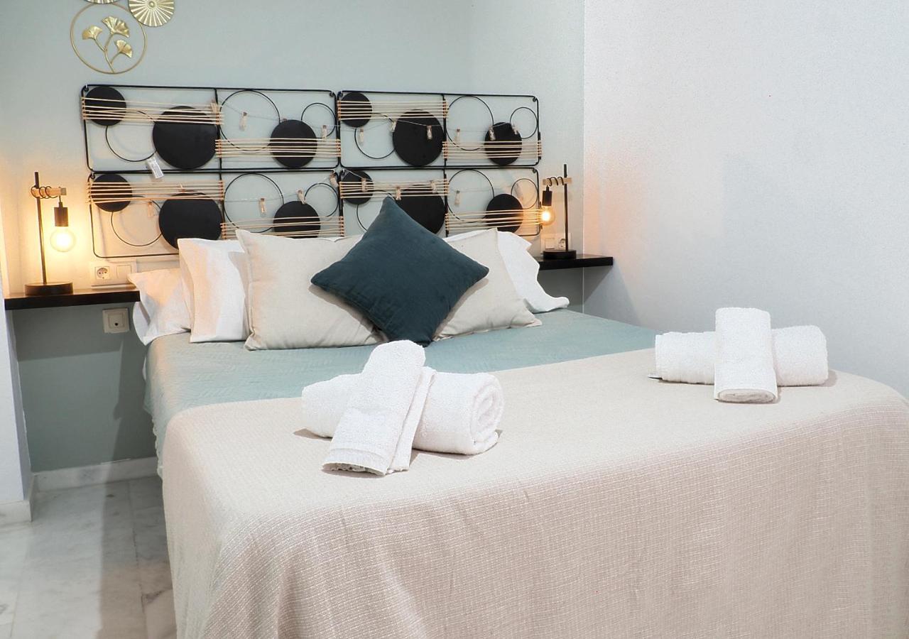 Sunny Holiday Apartment In The Historic Centre- Private Parking Córdoba Exterior foto