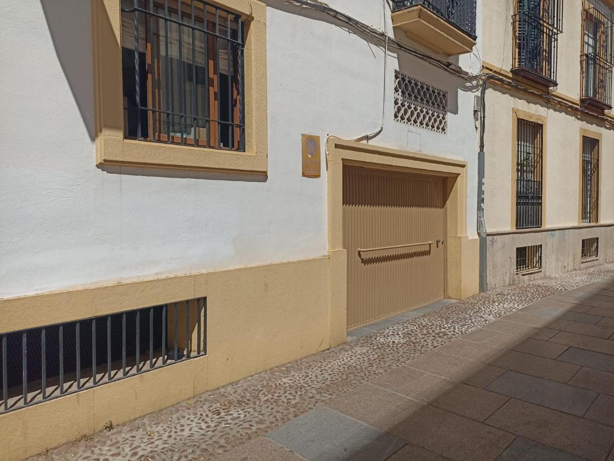 Sunny Holiday Apartment In The Historic Centre- Private Parking Córdoba Exterior foto